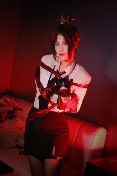 去的就是这个全女二次元酒局！每次都玩的很开心，希望主办多疼一