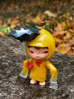 下雨天一定要带他拍照，太适配了！