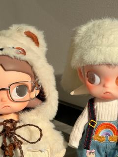 “想回到小时候的夏天”🌤️  
Zsiga这套彩虹牛仔装也