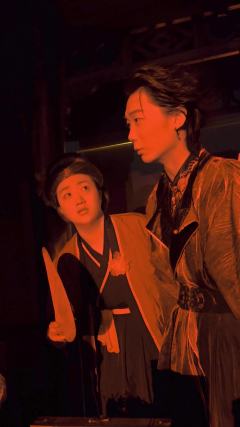 蛇吻疯信子，妖灿白怜花

你将是我终生的救赎
我会是你唯一的