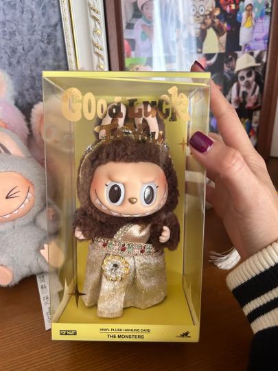 终于在千岛闪购买到心心念念的小泰妹啦！实在是太可爱了，品相也非常好，靠谱