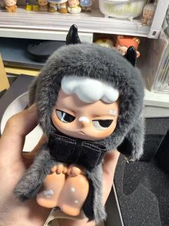 kubo首个搪胶毛绒，简直太好看了，✨ 光与影黑白双煞直接戳