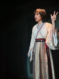 偏体验流的一个古风还原本,整个本核心定位并不突出,如果说硬核