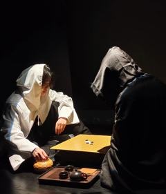 偏体验流的一个古风还原本,整个本核心定位并不突出,如果说硬核