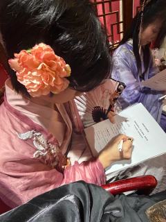 dm：
卫无绦—余西
陈书丞—二狗
连玥楼—小宁
很感谢dm