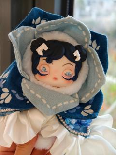 真的很惊艳，尤其是眼片可以调节，做工真的很细致，衣服细节也非