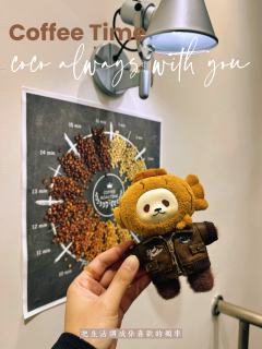 超爱coco
也很爱喝咖啡
不工作的时候
就带着他探店
co