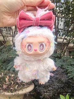 彩色蛋糕一般的Labubu拉布布