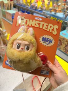 它就这样静静躺在门店！看到的时候都愣住了！立马拿下！