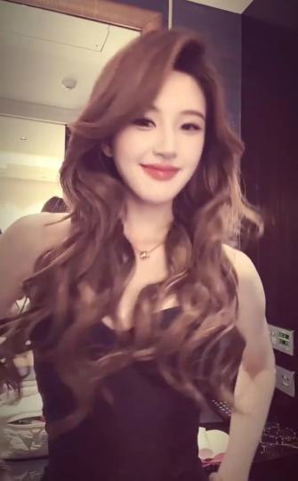 禁贴脸（贴脸都死）