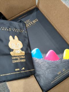 还好我有四个，耶✌🏻，杯子也好酷，喜欢喜欢，和我家adv很