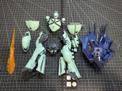 19年收的初版红标倒X，终于决定拿出来拼啦，零件很大拼起来比