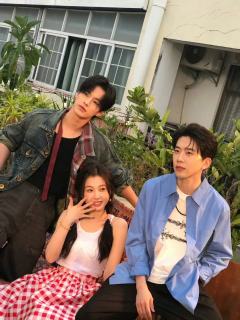  双轨正式收官
谢谢你成为姜暮 谢谢你演员虞书欣 希望姜暮一