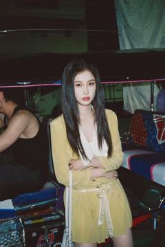  双轨正式收官
谢谢你成为姜暮 谢谢你演员虞书欣 希望姜暮一