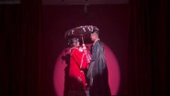 上一世，一只冯厚敦被创死在某大婚现场；这一世，一只杨小池被刀