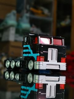 暗天陨到了
布鲁可积木车，全柱子集齐
其实还差一个普通柱，但