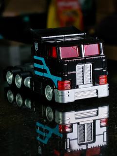 暗天陨到了
布鲁可积木车，全柱子集齐
其实还差一个普通柱，但