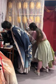 🧡杨小池 阮甜 🖤方亨 金木
🤍阎应元