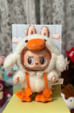 朋友们你们的嘴真严啊🤣🤣🤣鸭布布这么可爱居然没人大声夸