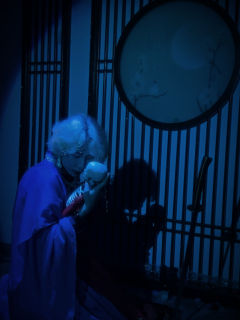 首先感谢十二宫呈现的点映车，虽然时间紧急到道具都还没有齐活，