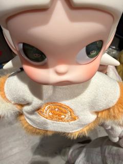 入手泡泡马特Zsiga姜饼人堪称近期最惊喜的潮玩体验,从视觉