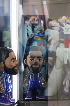 带KAI和其他小伙伴们合拍一下
高达/兵人/潮玩﻿/球鞋..