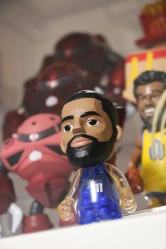 带KAI和其他小伙伴们合拍一下
高达/兵人/潮玩﻿/球鞋..