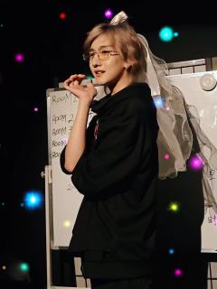 一车人硬是讲烂梗把5h的本打到6h，dm的夜场费我们是非得让