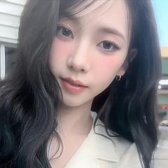 〔模糊的画质.清晰的实力〕
💬头像#karina.🖤