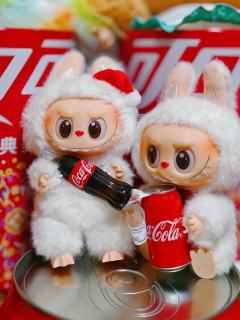 因为一个可乐罐
又把可乐翻红了