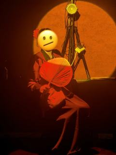 “我在幻想，你本来的样子也可以爱我至死。幻想在你心里，我是否