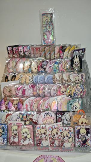 小玉快塞不下了🌚明明只是每个系列的谷子吃一个的没想到最后吃了这么多复数