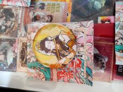 学校门口小卖部随手拿了四包，出了个隐藏小鸟，太开心了。