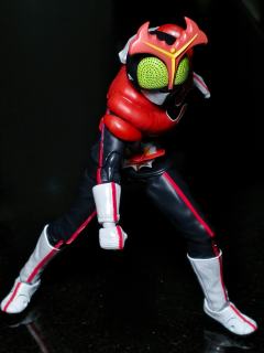 这种复古感的假面骑士﻿正合我口味
身材比例和剧照还原度很高，