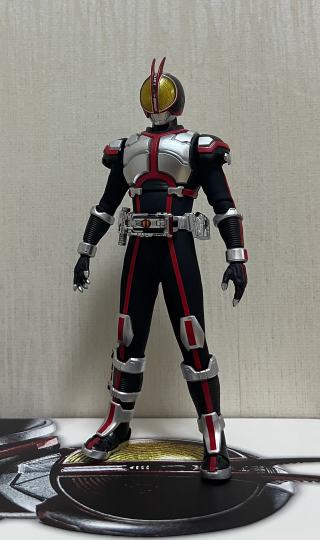 再次入手，果然还是要加上皮套