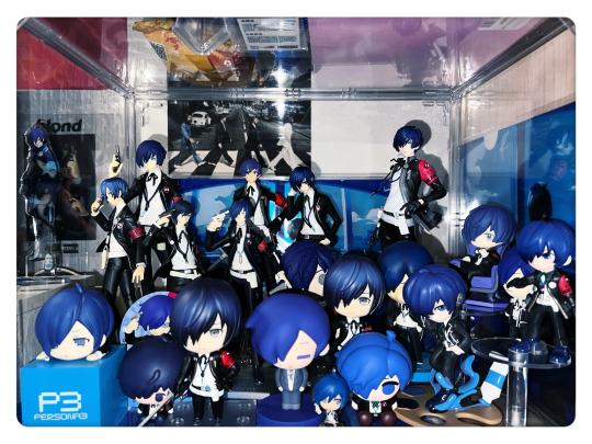 差不多都齐了...