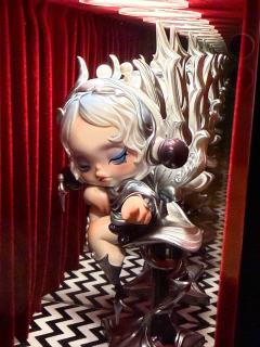 所以究竟是谁能get到银叉的美貌啊！！我简直是太爱了，这个系