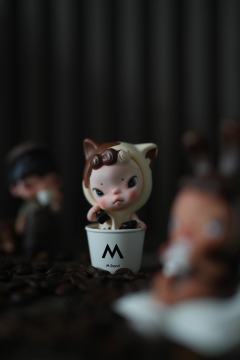 盲盒做工十分精美，有质感，希望多出一些哦