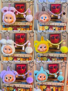 长链款星星人耳机包，这下可以挂在包上背出去喽～