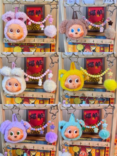 长链款星星人耳机包，这下可以挂在包上背出去喽～