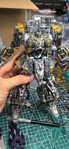 你看我这全内构骨架改金属色的怎么样