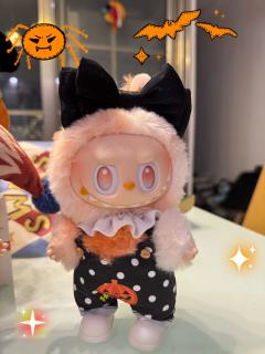 给娃们拍个集体照
过一下万圣节 哈哈哈

娃衣买了很久 一直