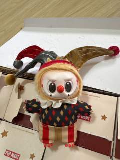 WHY SO SERIOUS搪胶万圣节全系列的假货图片发出来