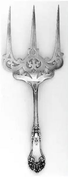 sp 餐桌系列与实际餐具的对比（下）
1、餐巾——餐巾的默守