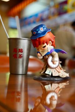 孙燕姿演唱会门票抢不到，花巨资买个燕姿小野联名还是很开心的。