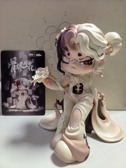 Dora这个真的好美哇😍而且她才是真正的大娃吖，好大一个，展示盒都放不下🤣