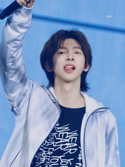 请多多支持我们金主训!!!