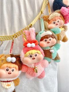 棉花糖小宝一代毛绒盲盒端盒
一箱64个，一端8个
​东莞发货