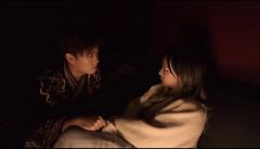 即使你罪恶滔天，赦无可赦，我仍以无量功德渡你，爱恨相抵。

