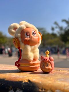 到底是谁抢到了星星人？？！
当然是俺啦～（还抽到了很喜欢的马